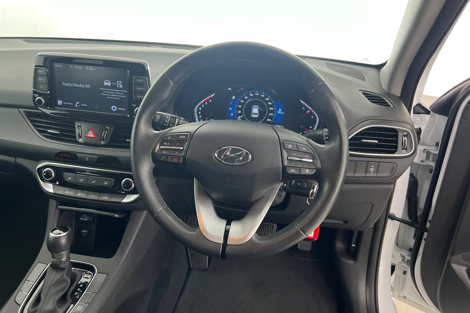2023 Hyundai i30 Gallery Image 14