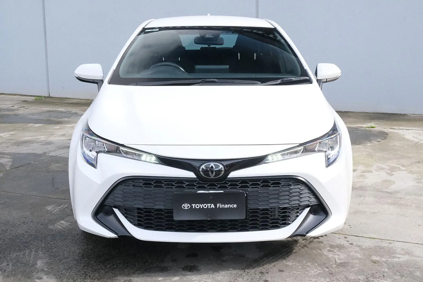 2020 Toyota Corolla Gallery Image 3