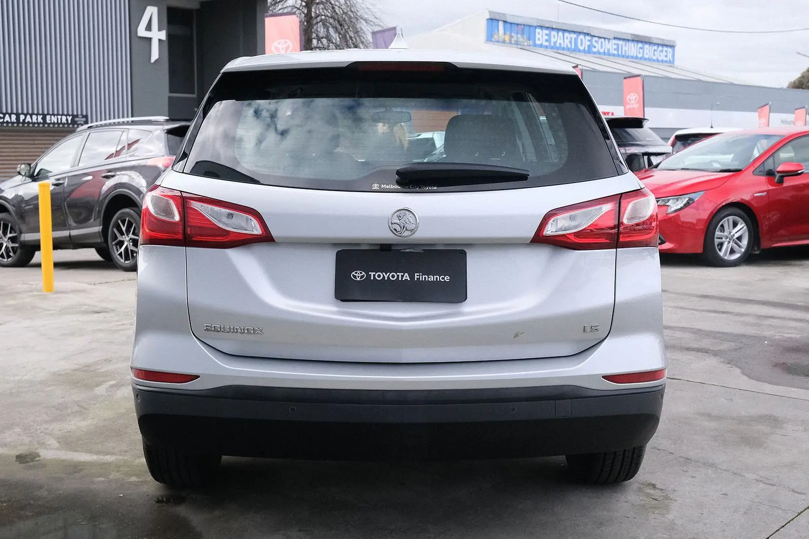2017 Holden Equinox Gallery Image 4