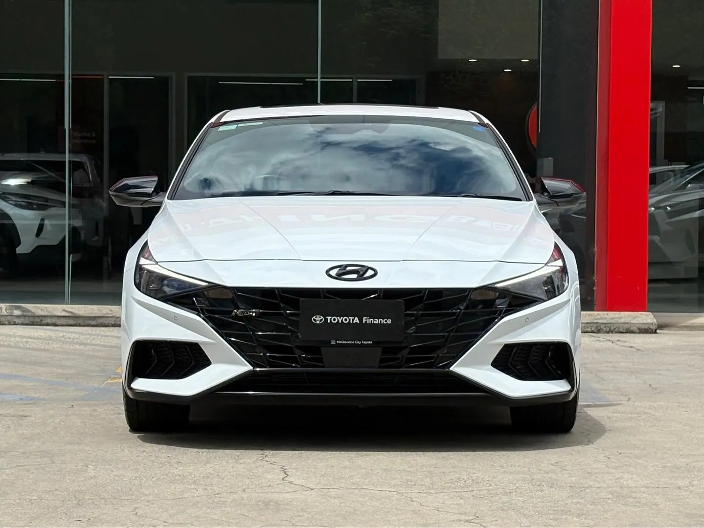 2022 Hyundai i30 Gallery Image 8