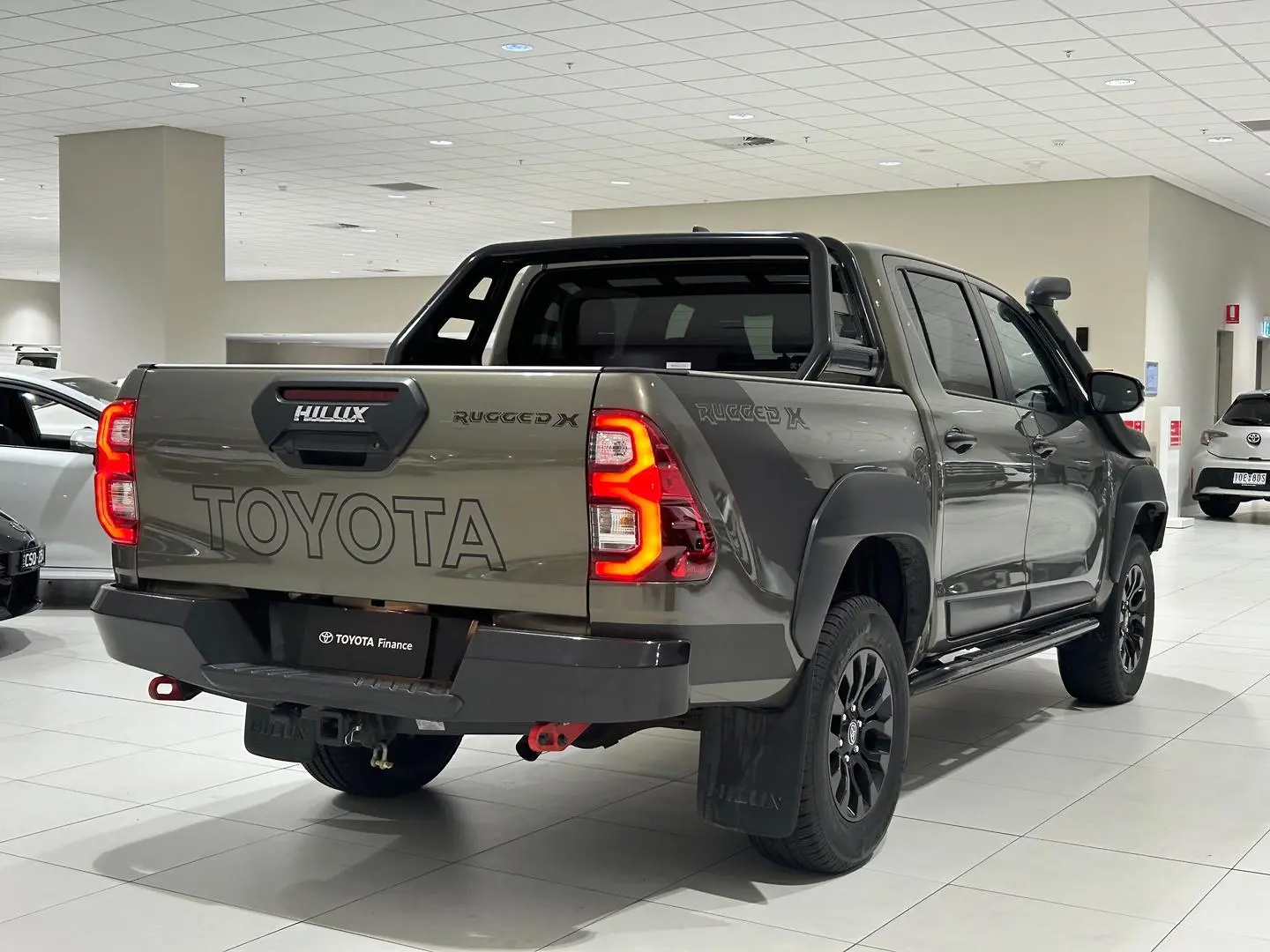 2021 Toyota Hilux Gallery Image 9