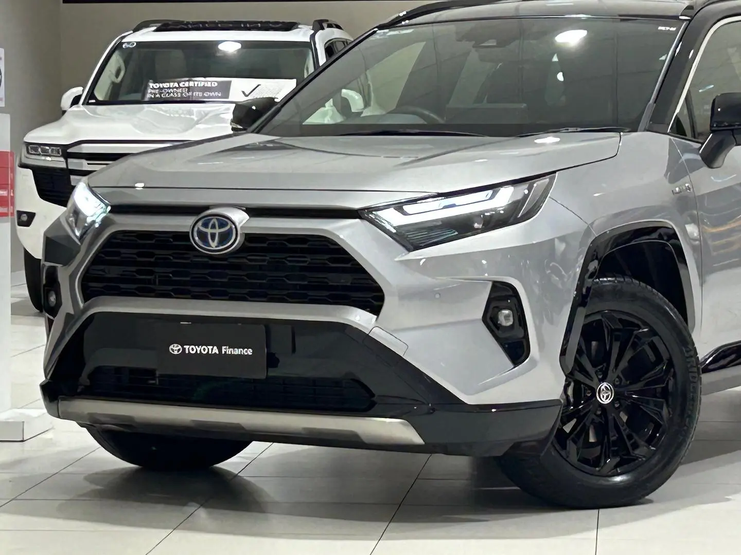2024 Toyota RAV4 Gallery Image 7