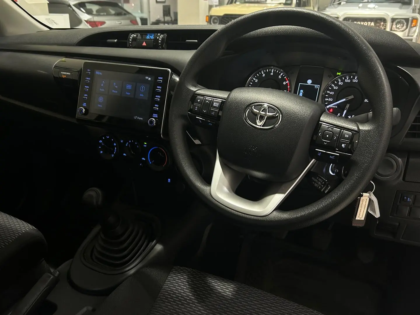 2023 Toyota Hilux Gallery Image 10