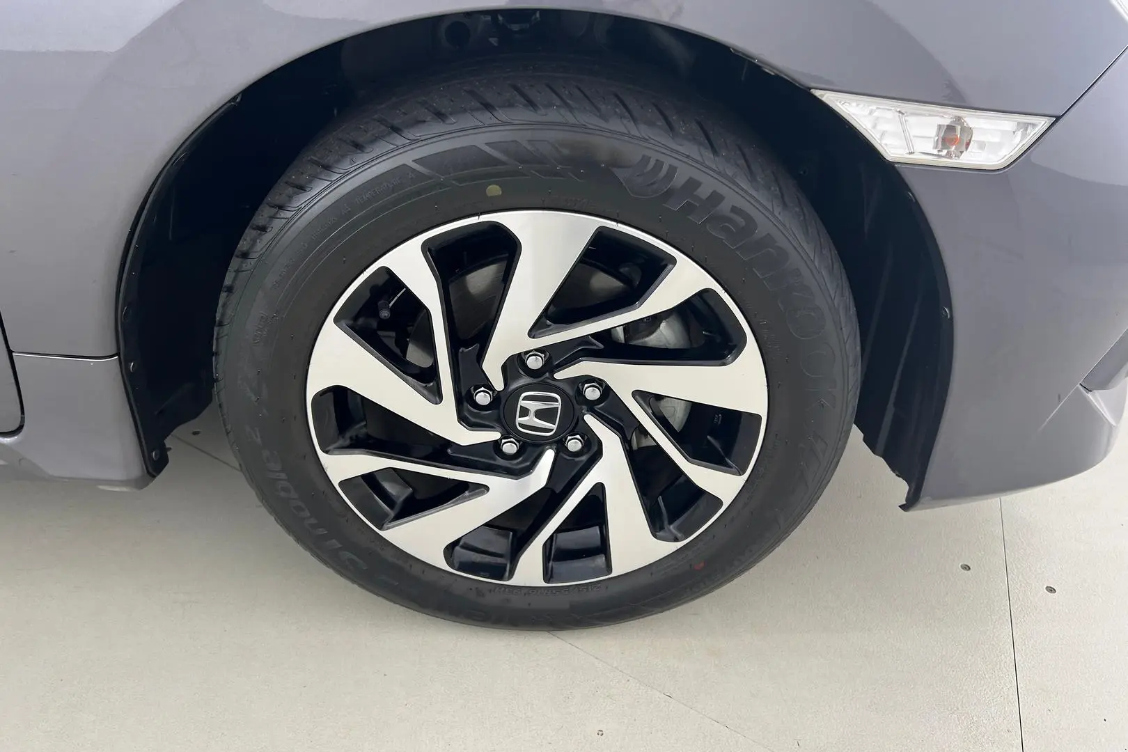 2018 Honda Civic Gallery Image 23