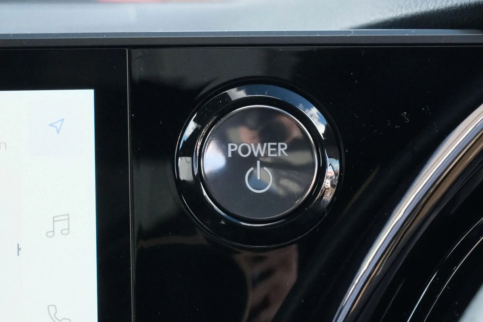 2024 Lexus RX Gallery Image 19