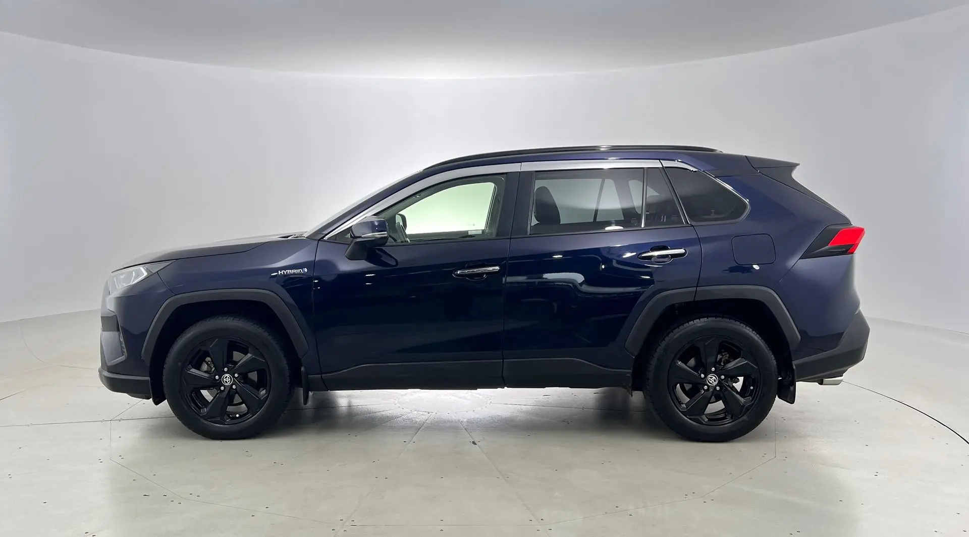 2019 Toyota Rav4 Gallery Image 8