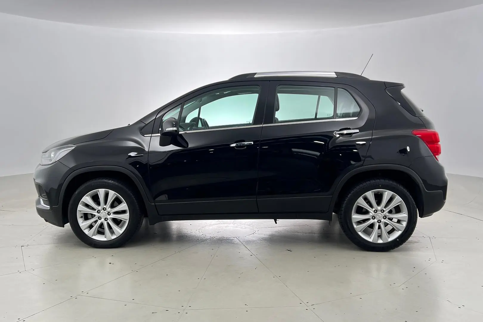 2017 Holden Trax Gallery Image 8