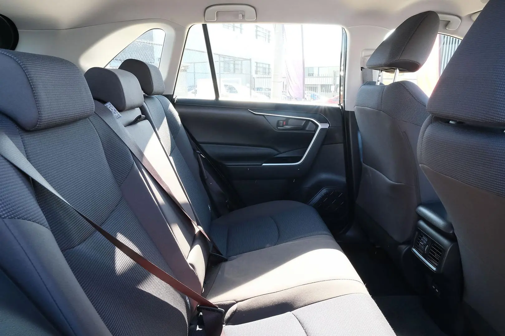2023 Toyota RAV4 Gallery Image 11