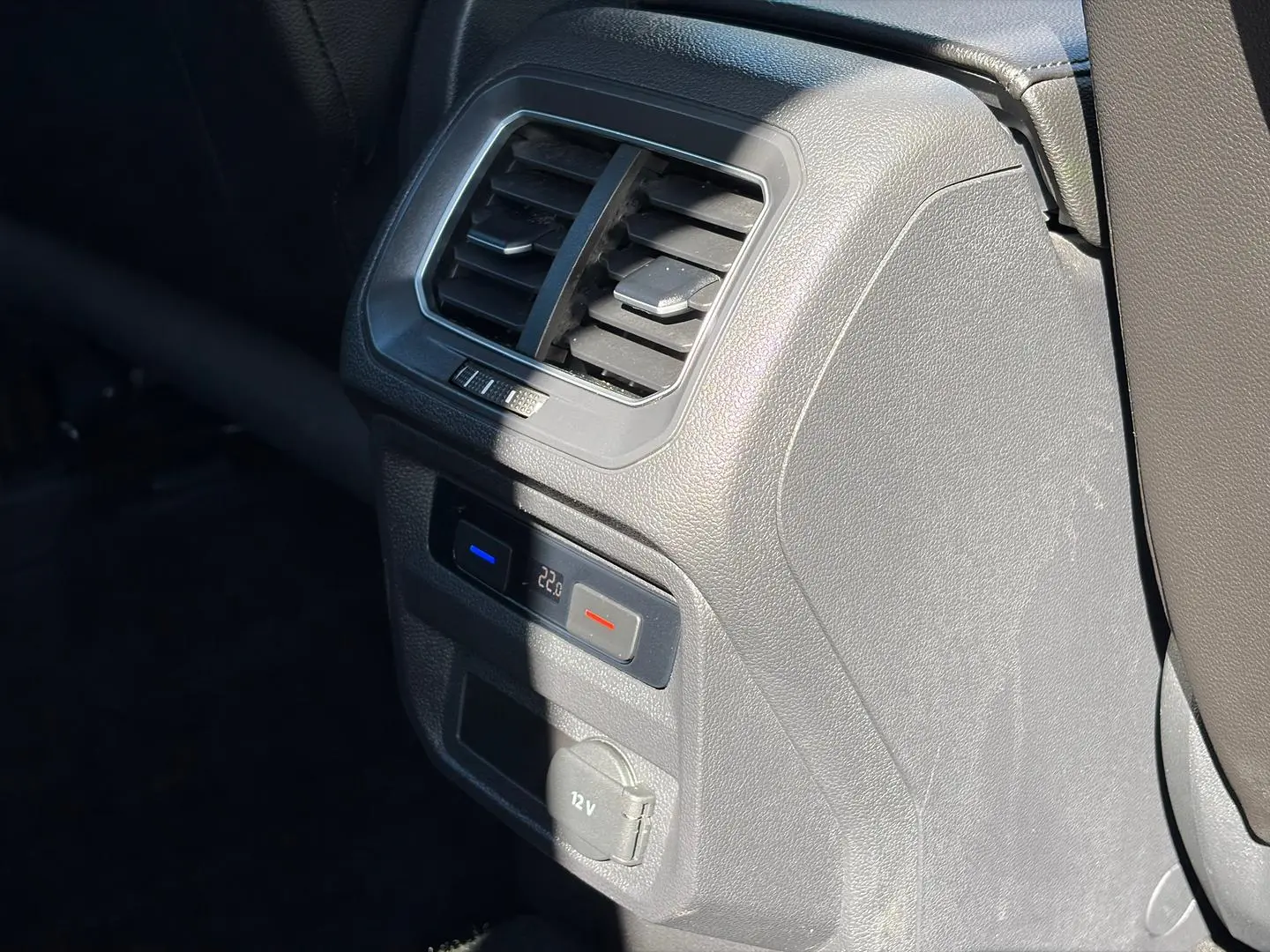 2017 Volkswagen Tiguan Gallery Image 14