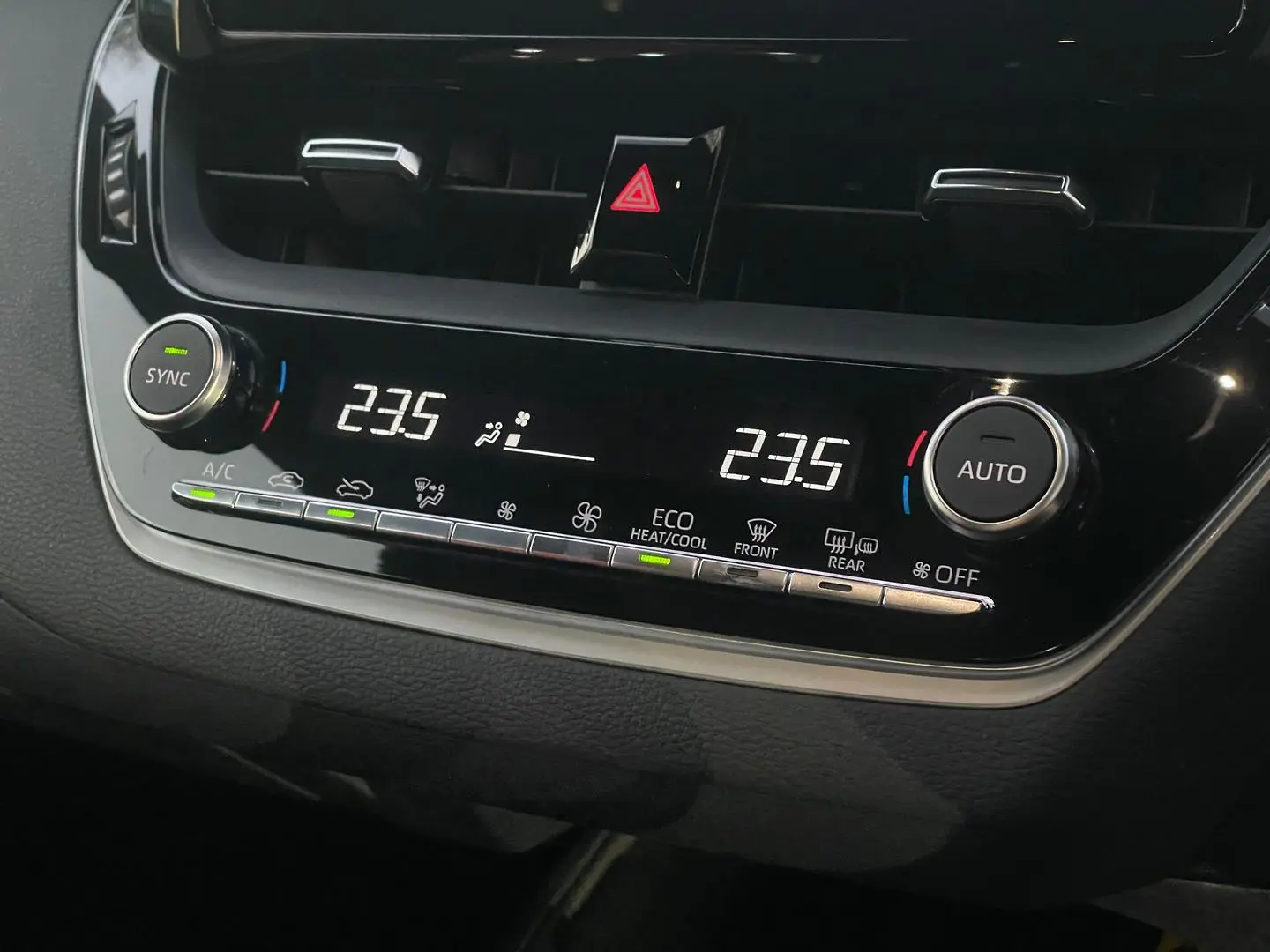 2024 Toyota Corolla Gallery Image 17