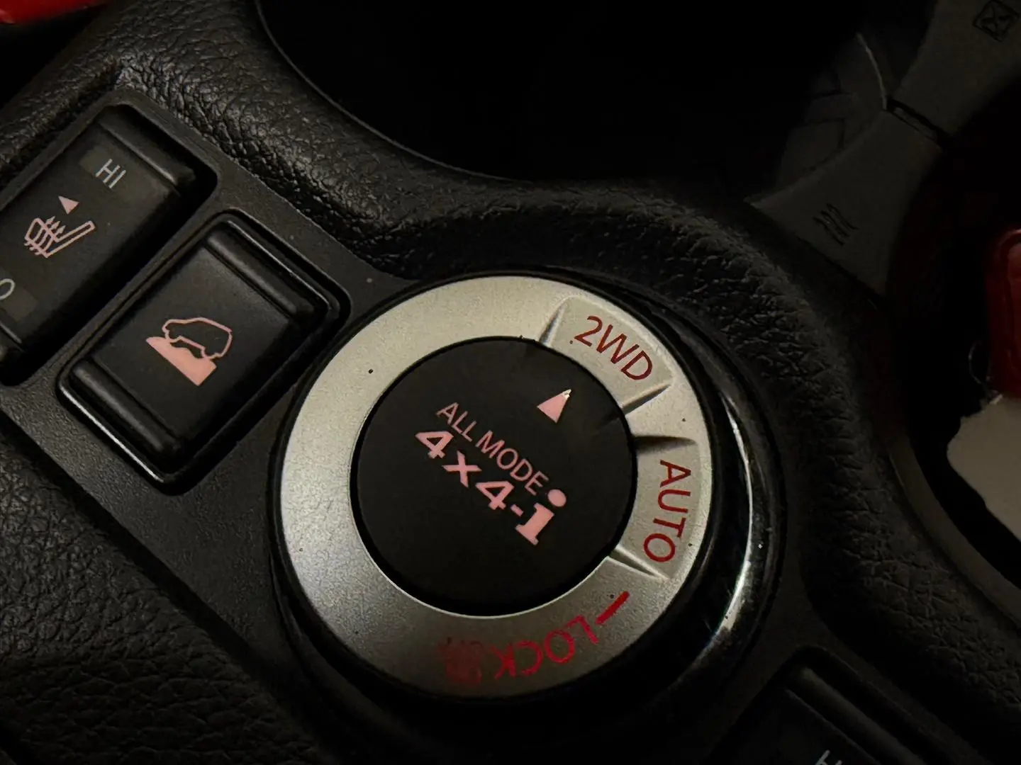 2021 Nissan X-TRAIL Gallery Image 22