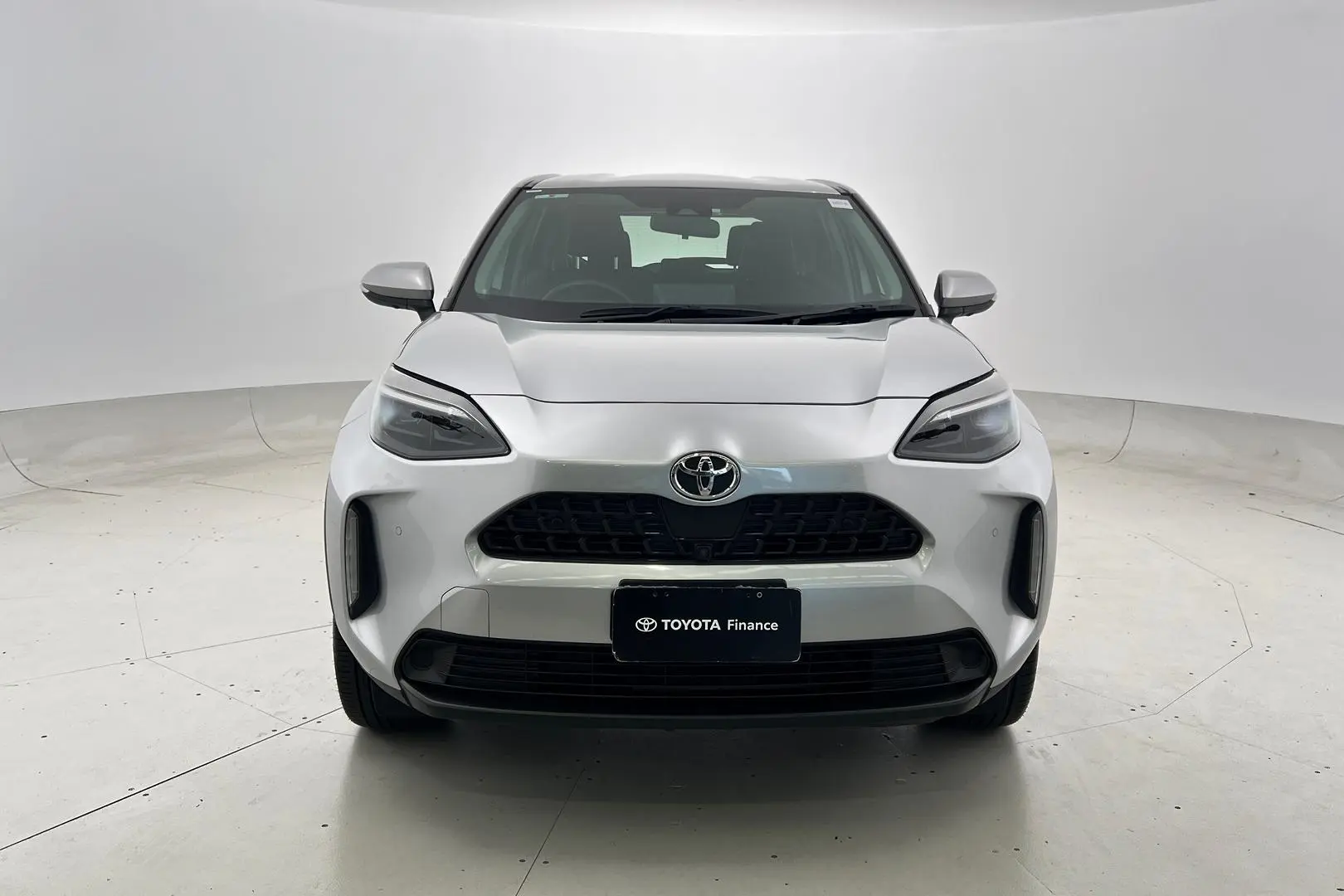 2022 Toyota Yaris Cross Gallery Image 6