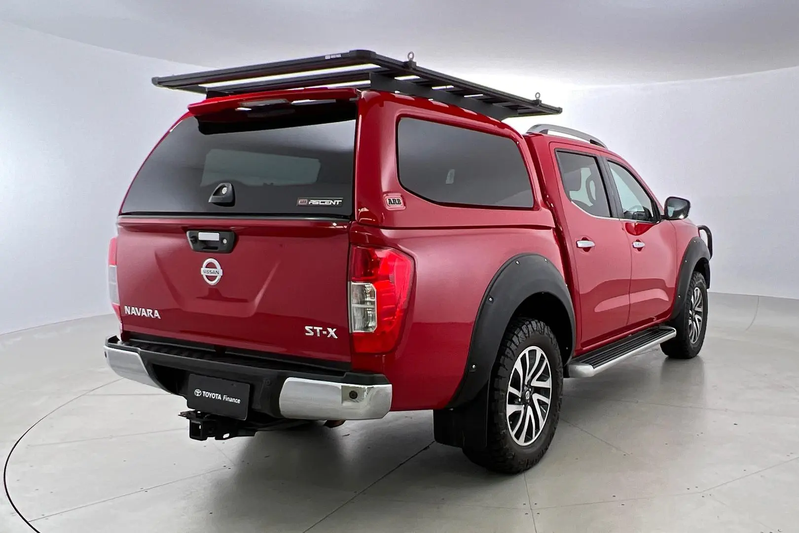 2017 Nissan Navara Gallery Image 6