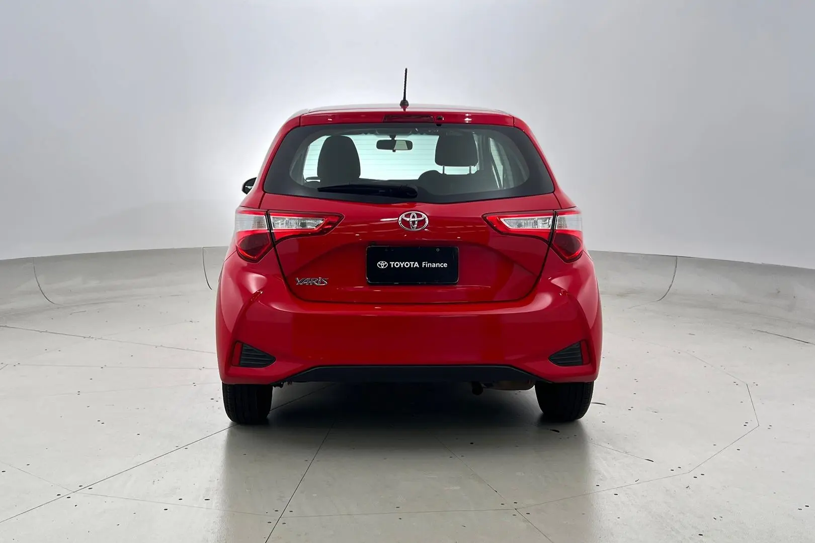 2019 Toyota Yaris Gallery Image 6