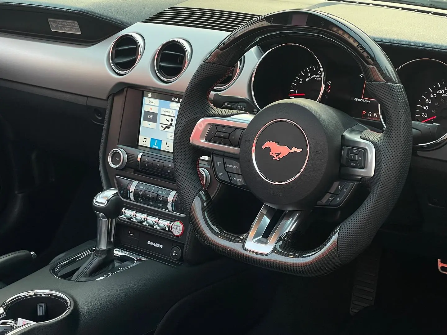 2017 Ford Mustang Gallery Image 12