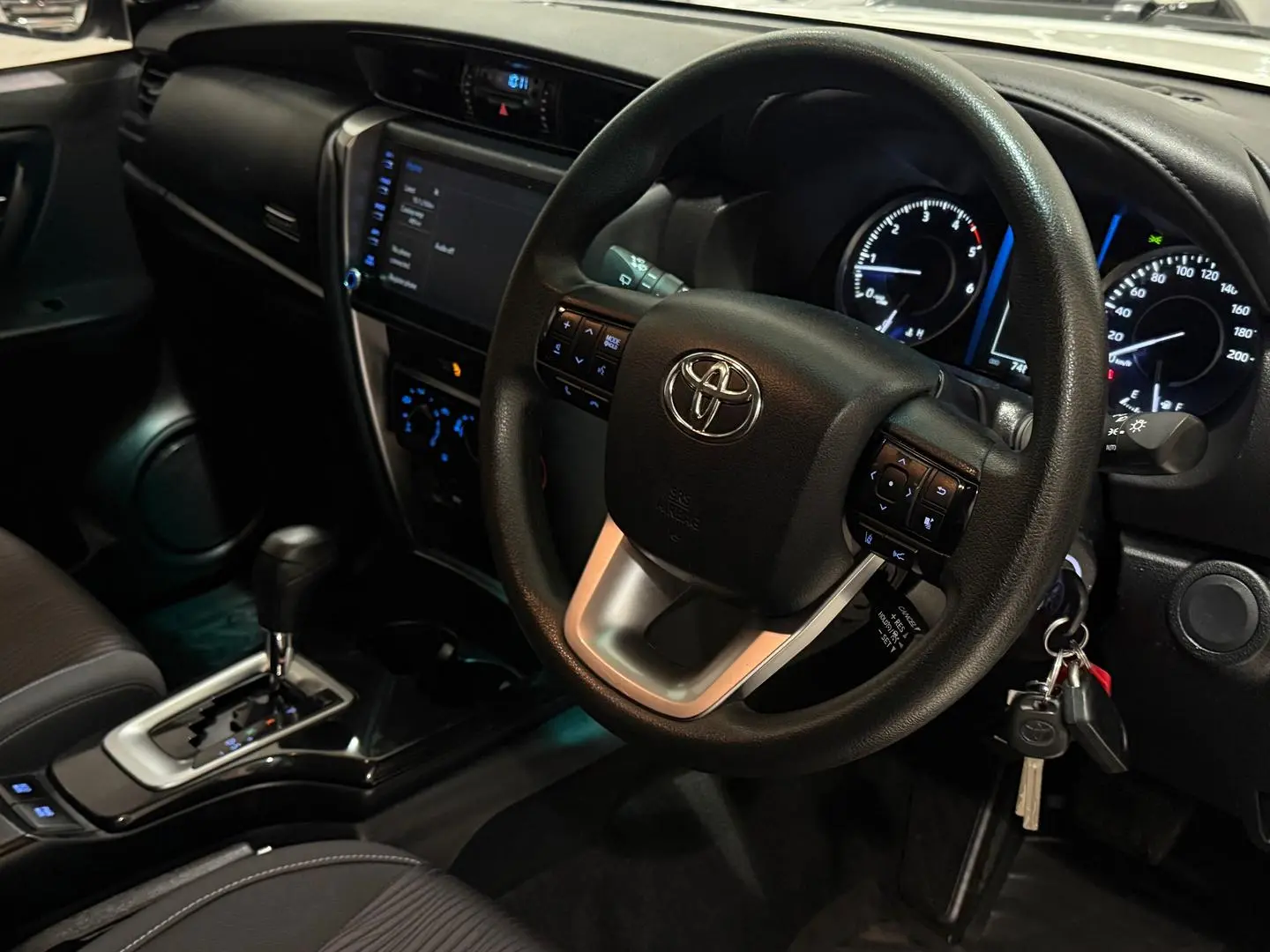 2021 Toyota Fortuner Gallery Image 15