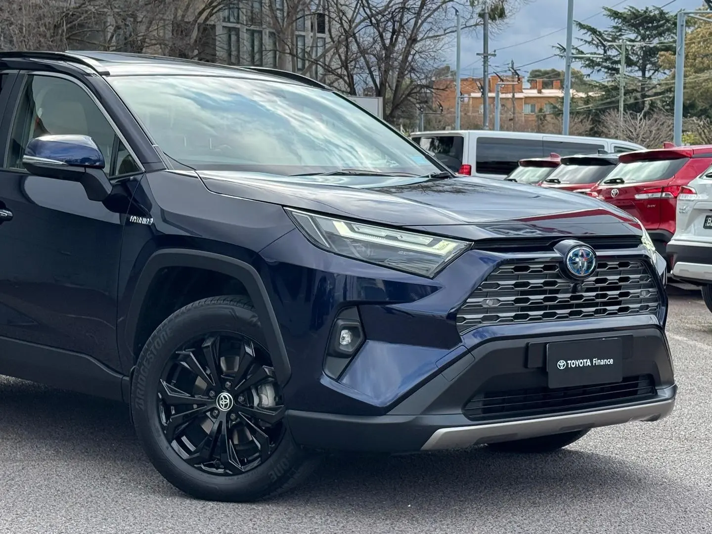 2022 Toyota RAV4 Gallery Image 2