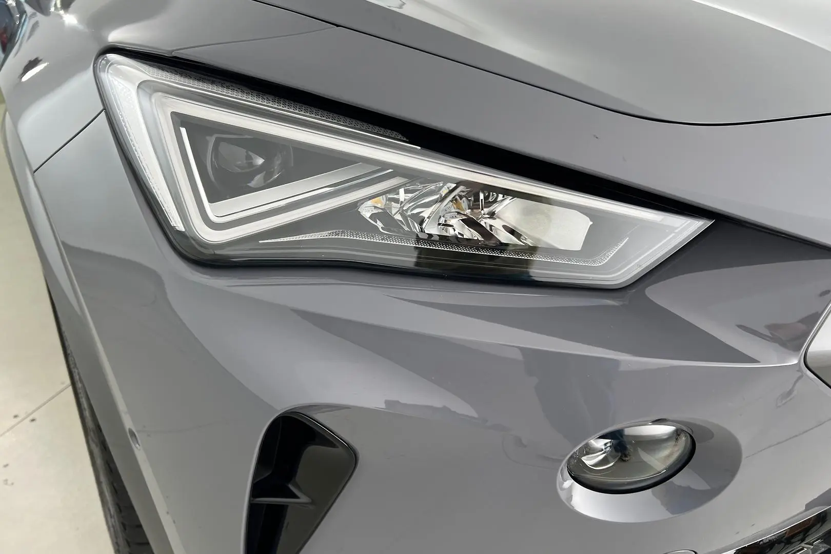 2022 CUPRA Formentor Gallery Image 2