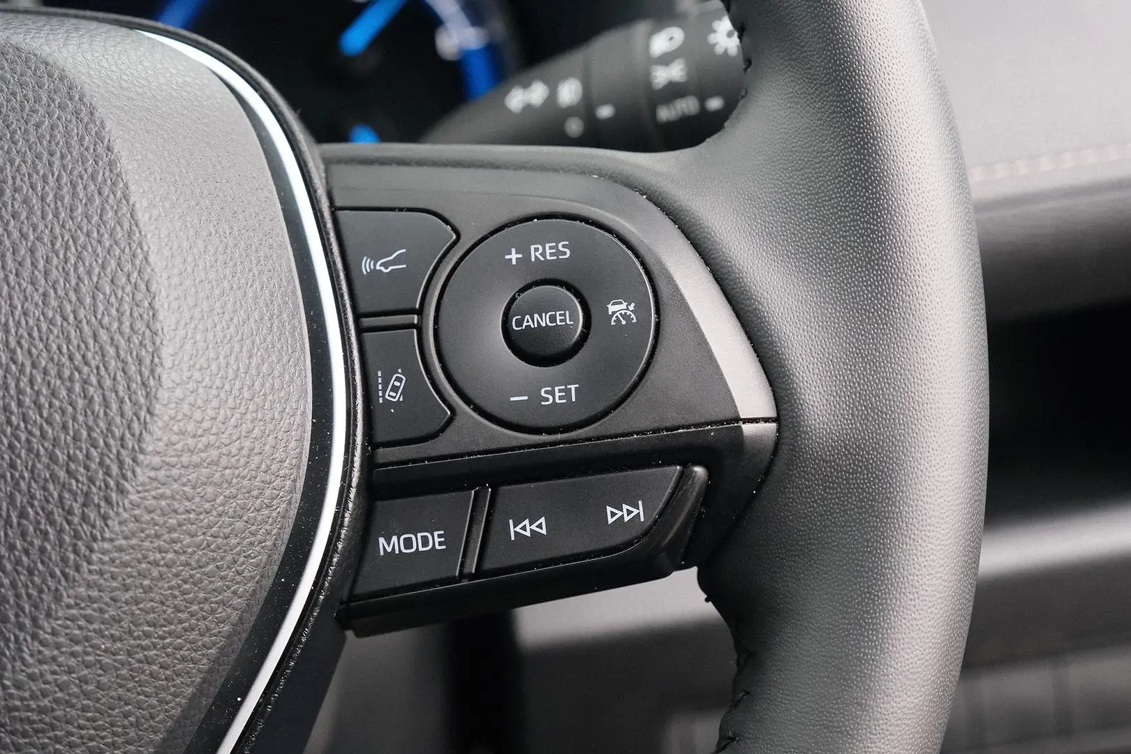 2024 Toyota RAV4 Gallery Image 14