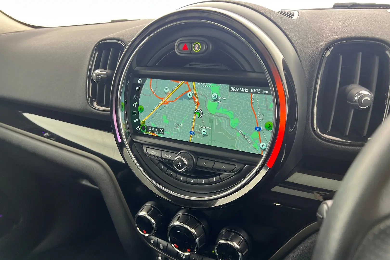 2017 MINI Countryman Gallery Image 22