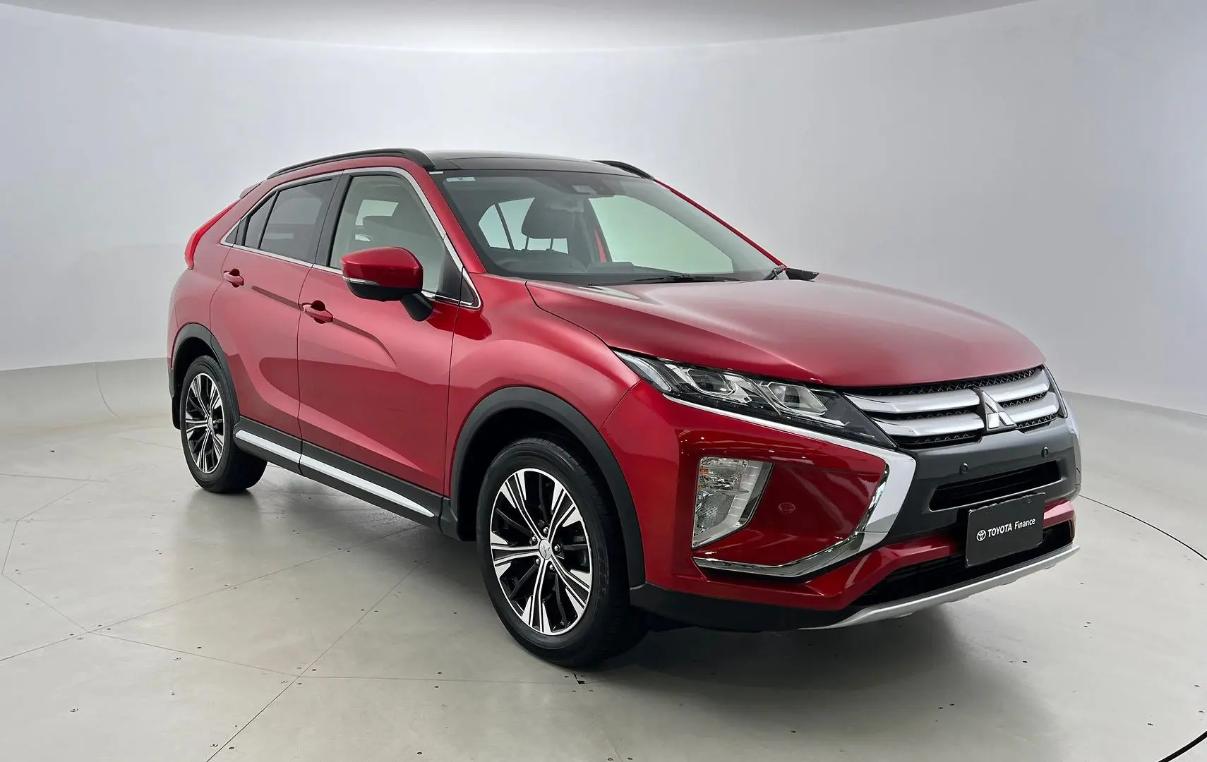 2018 Mitsubishi Eclipse Cross Image 1