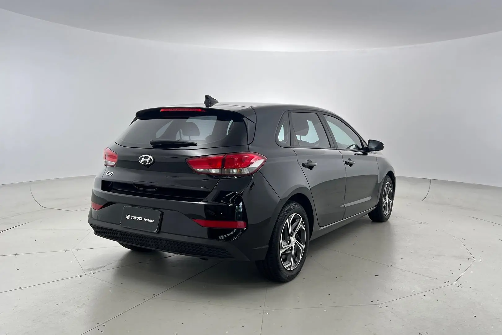 2021 Hyundai i30 Gallery Image 4