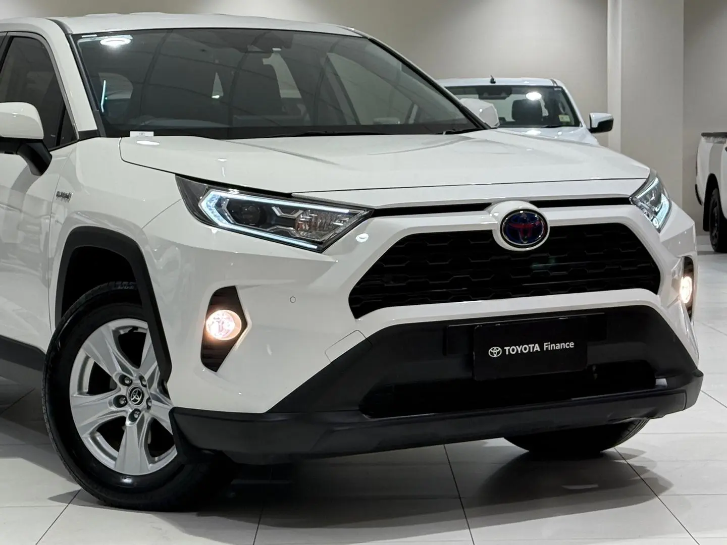 2021 Toyota Rav4 Gallery Image 3