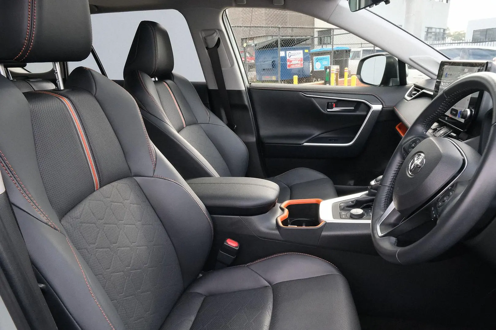 2024 Toyota RAV4 Gallery Image 14