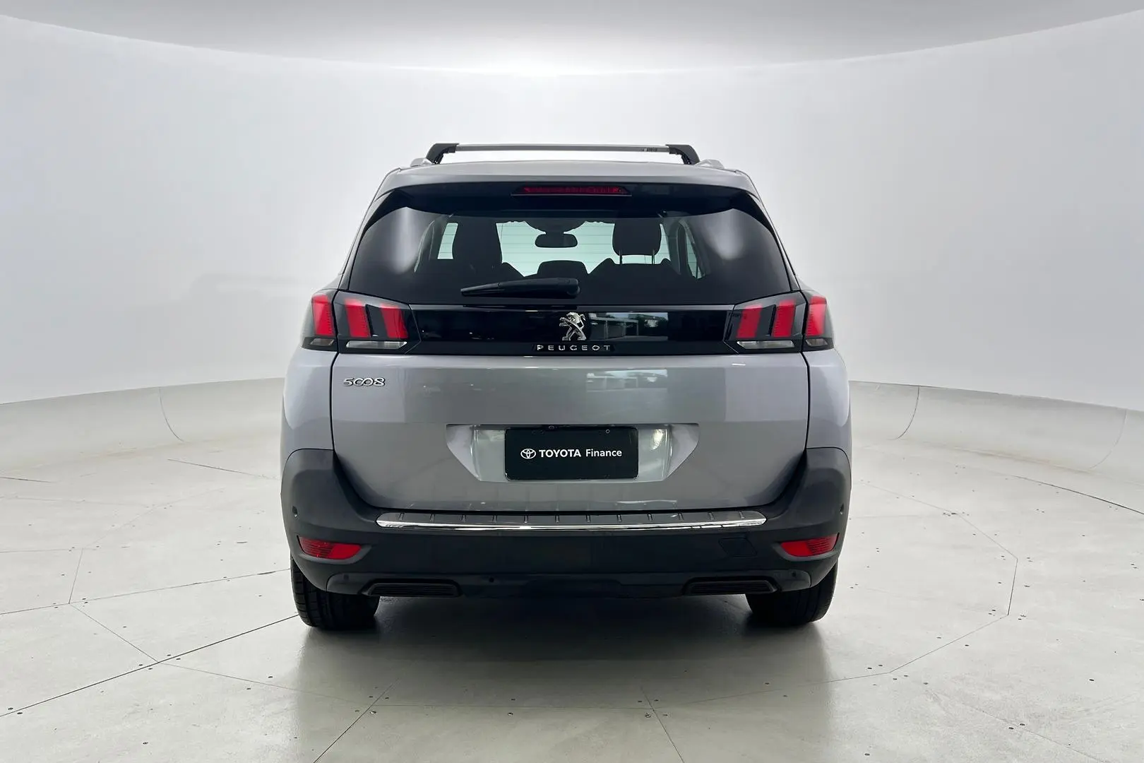 2018 Peugeot 5008 Gallery Image 7