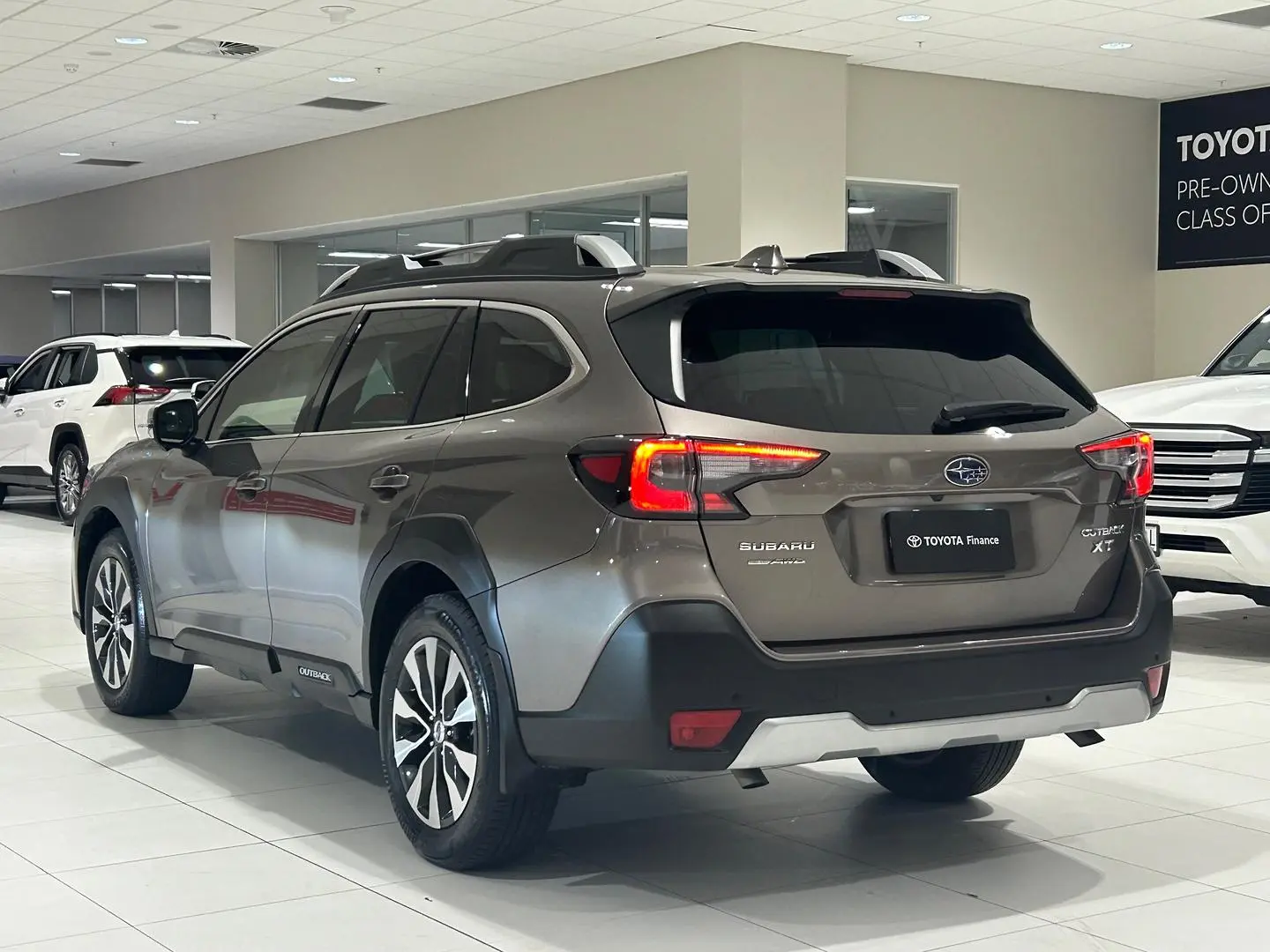 2023 Subaru Outback Gallery Image 8