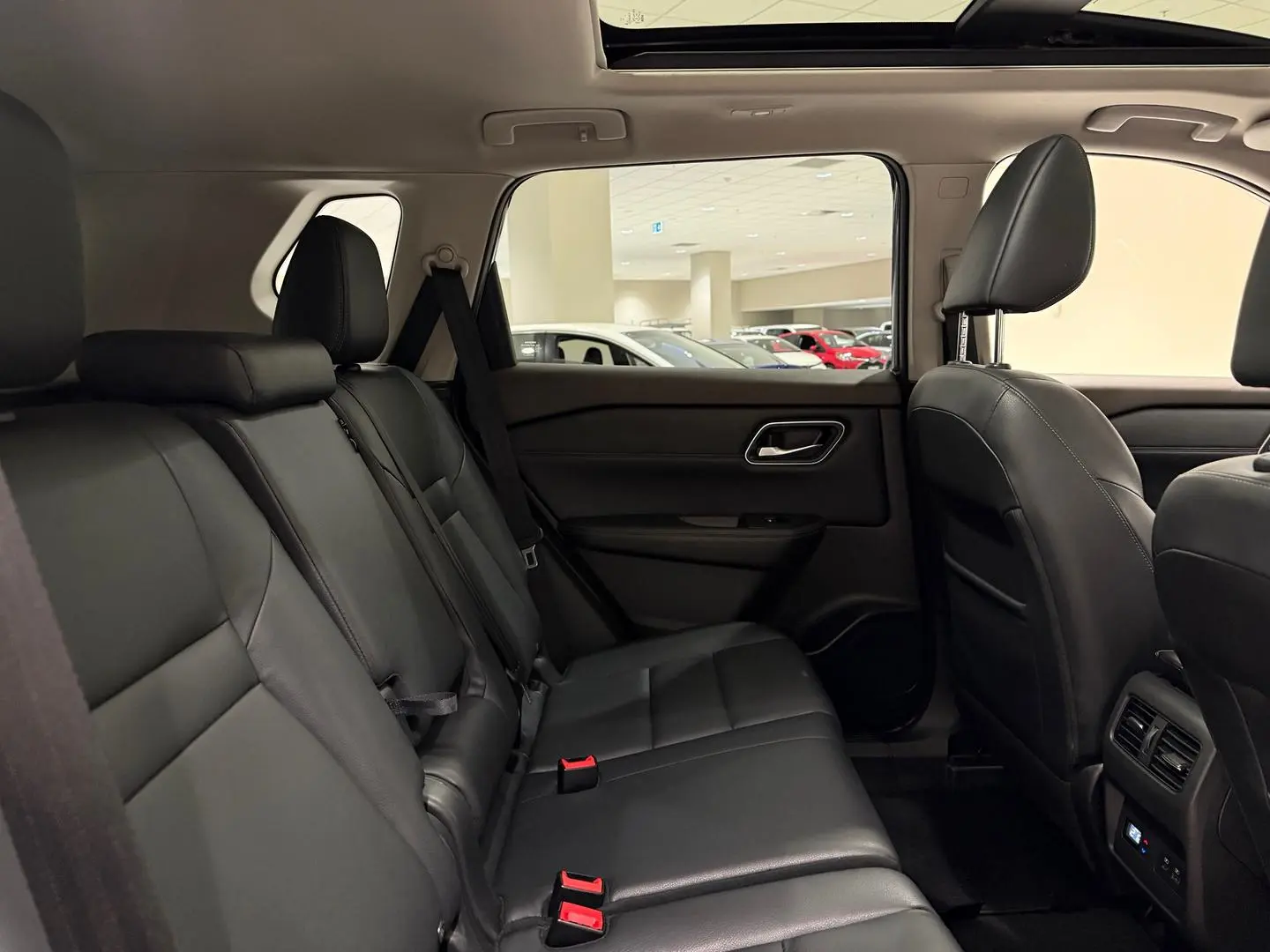 2023 Nissan X-TRAIL Gallery Image 14