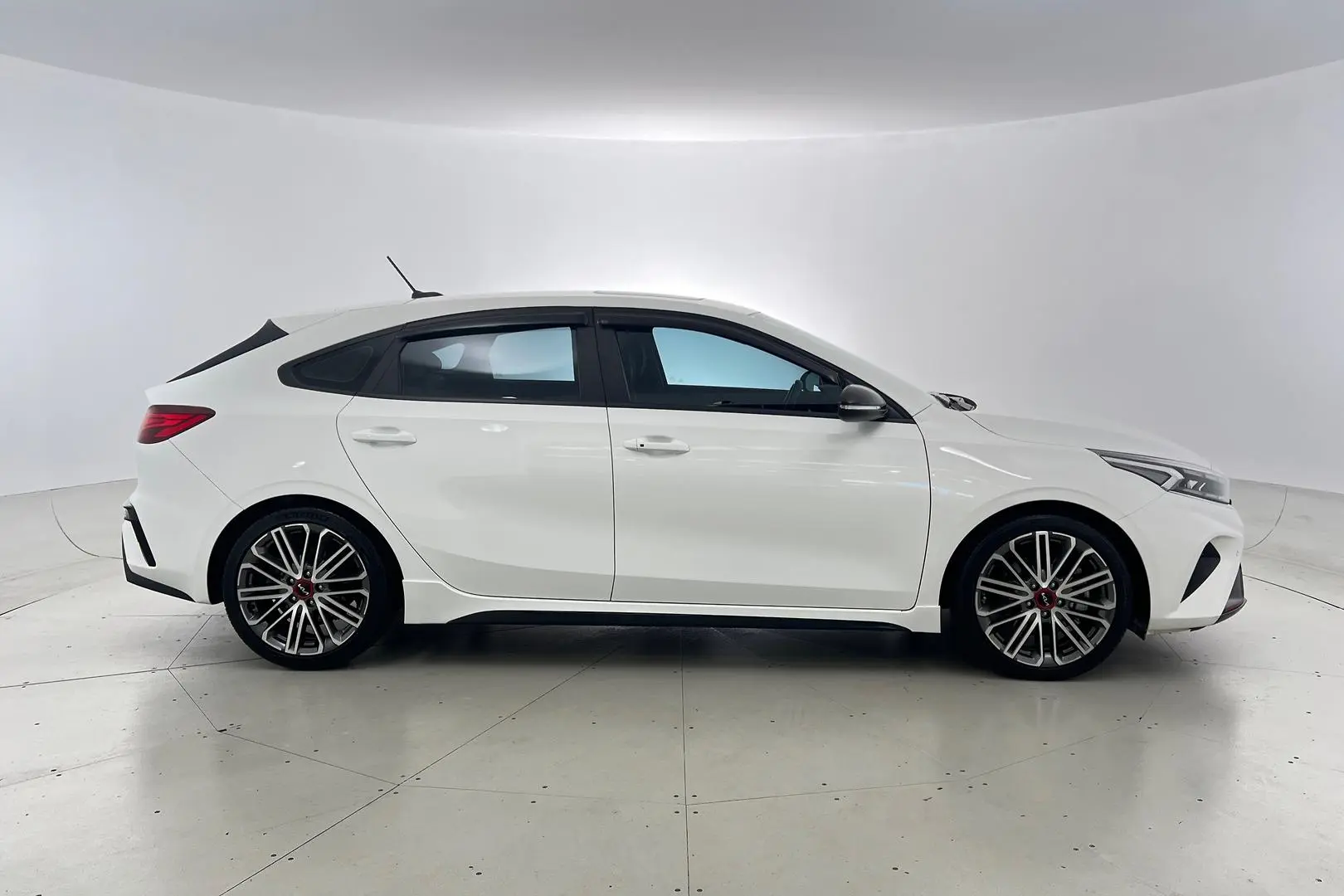 2021 Kia Cerato Gallery Image 3