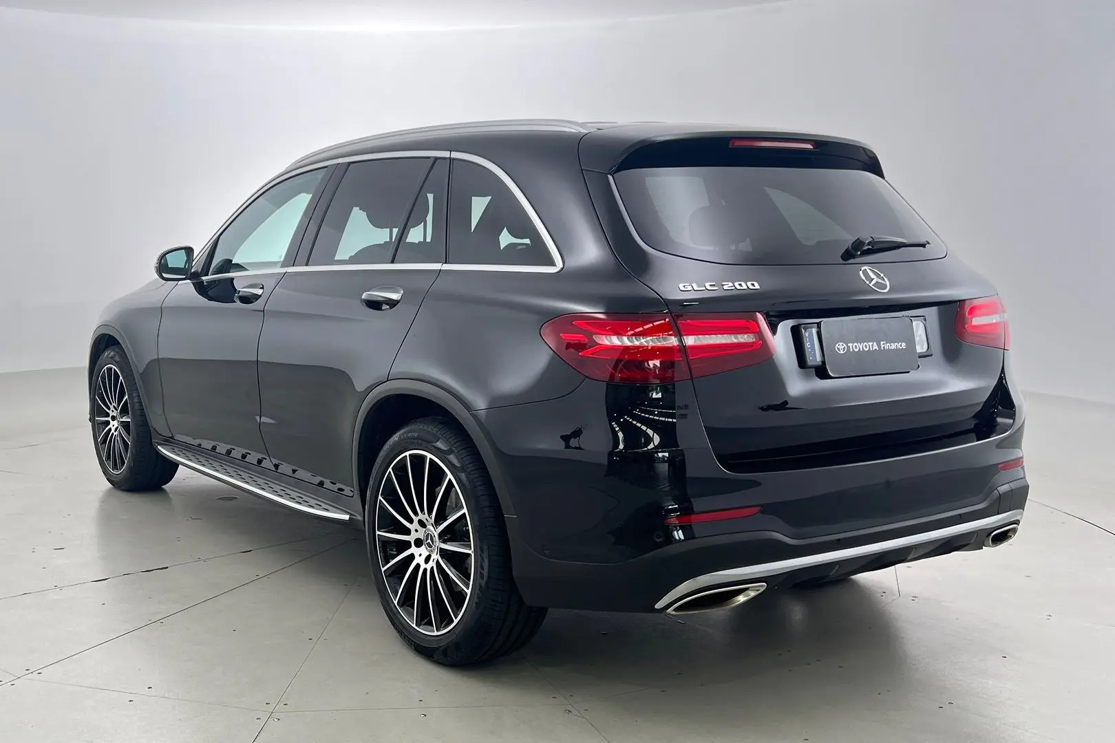 2019 Mercedes-Benz Glc-Class Gallery Image 7