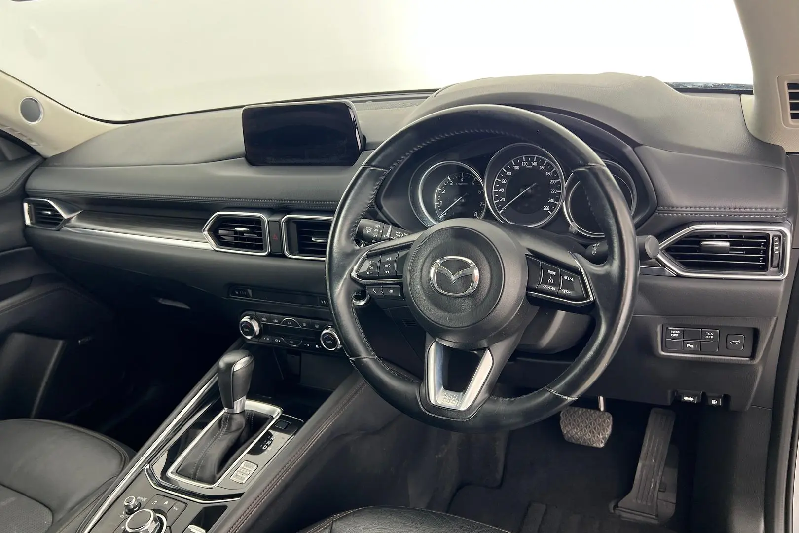 2017 Mazda CX-5 Gallery Image 3