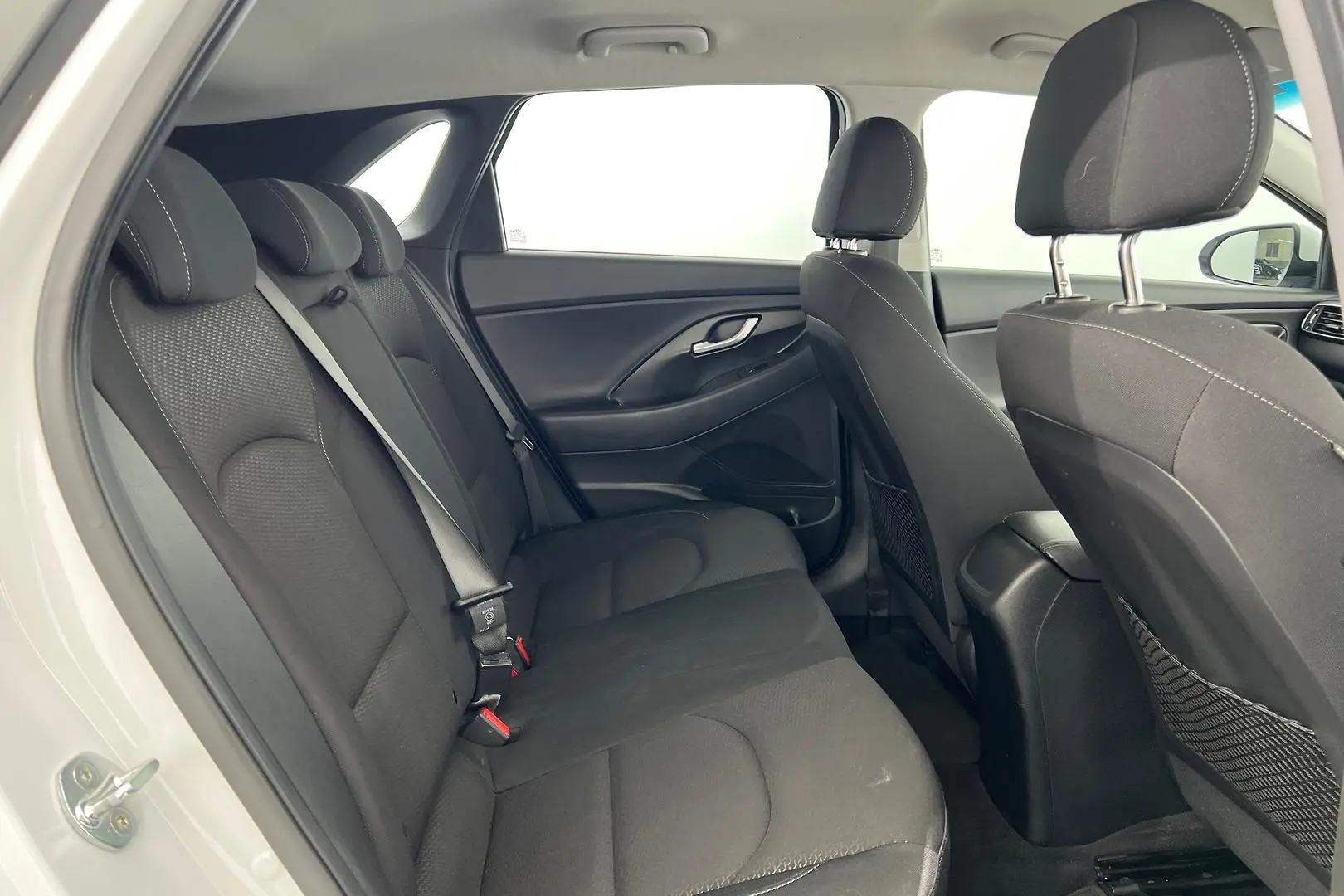 2020 Hyundai i30 Gallery Image 13