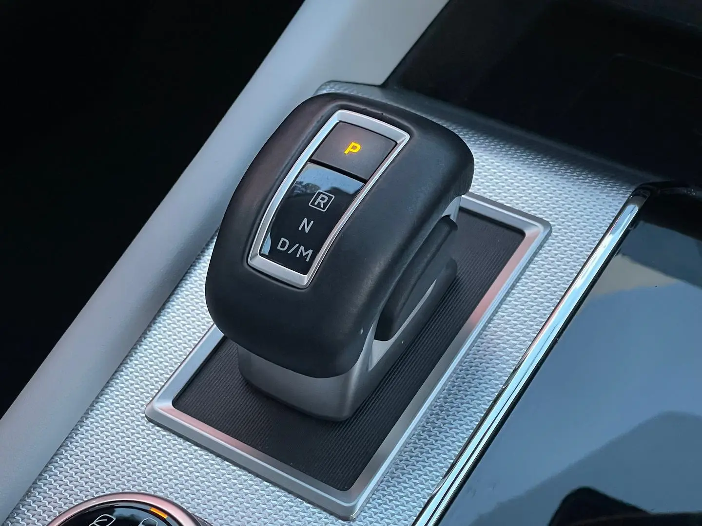 2022 Mitsubishi Outlander Gallery Image 23