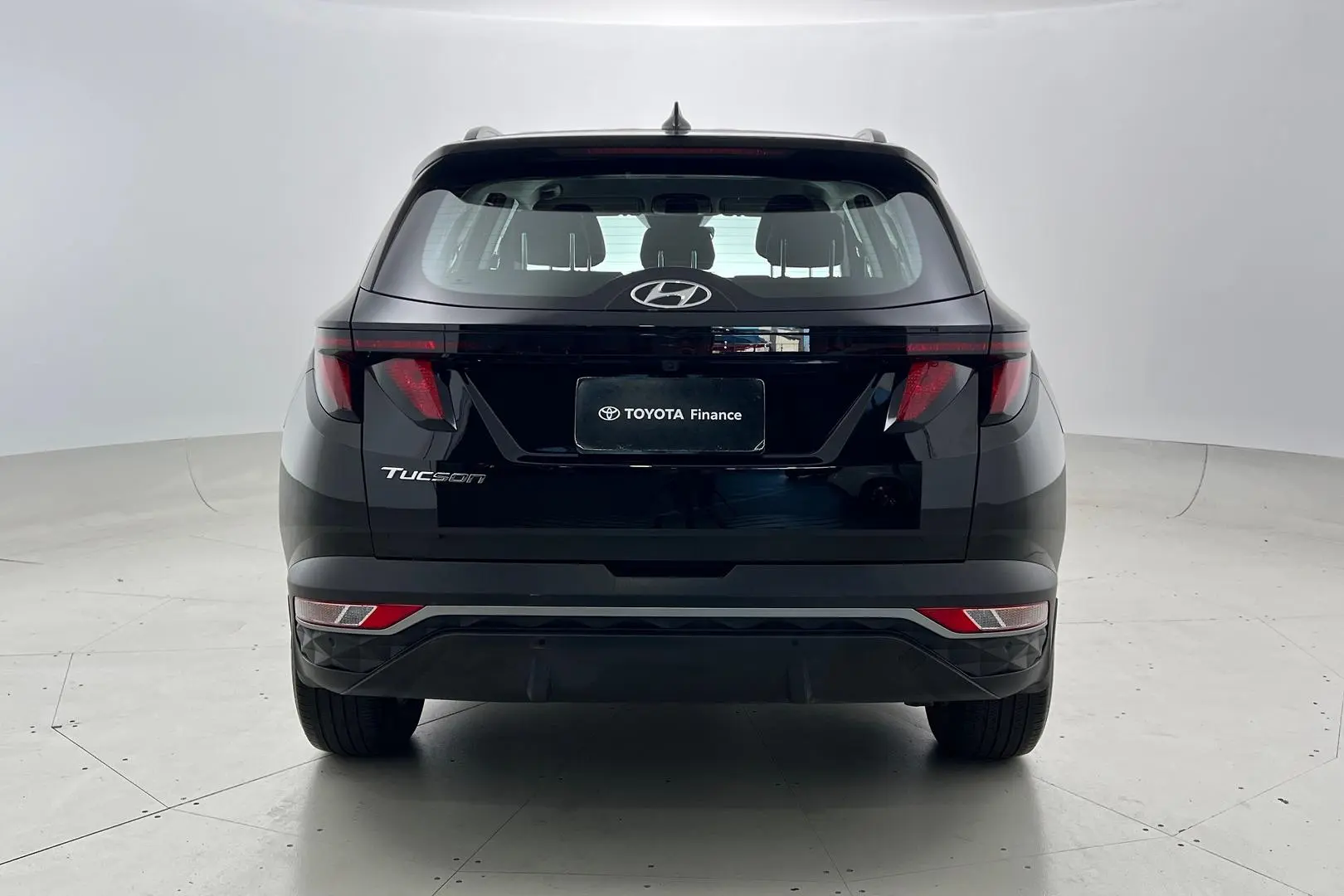 2021 Hyundai Tucson Gallery Image 3