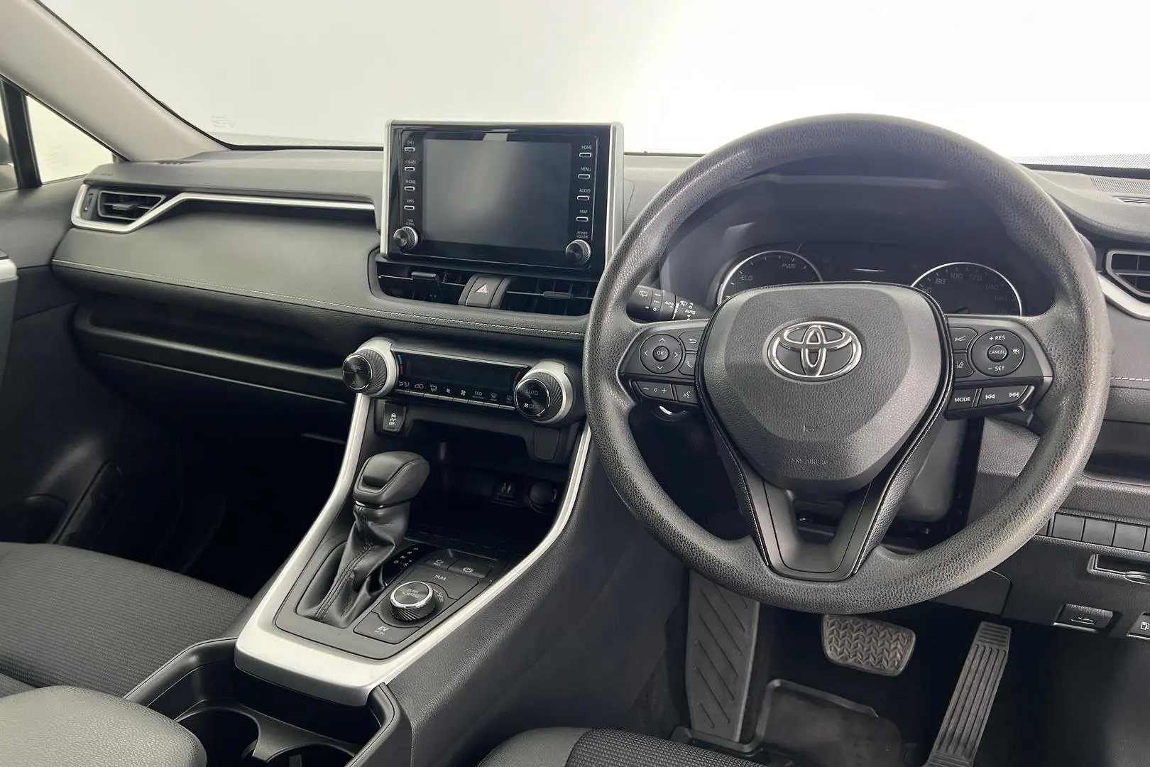 2019 Toyota RAV4 Gallery Image 12