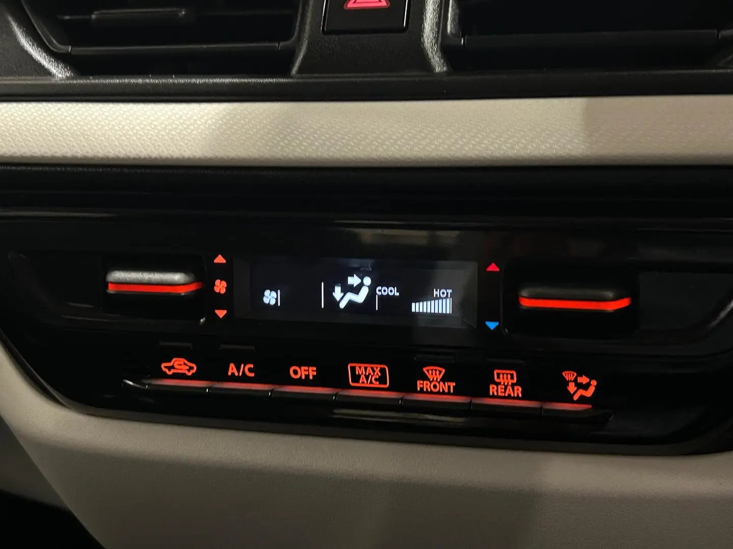 2024 Suzuki Swift Gallery Image 18