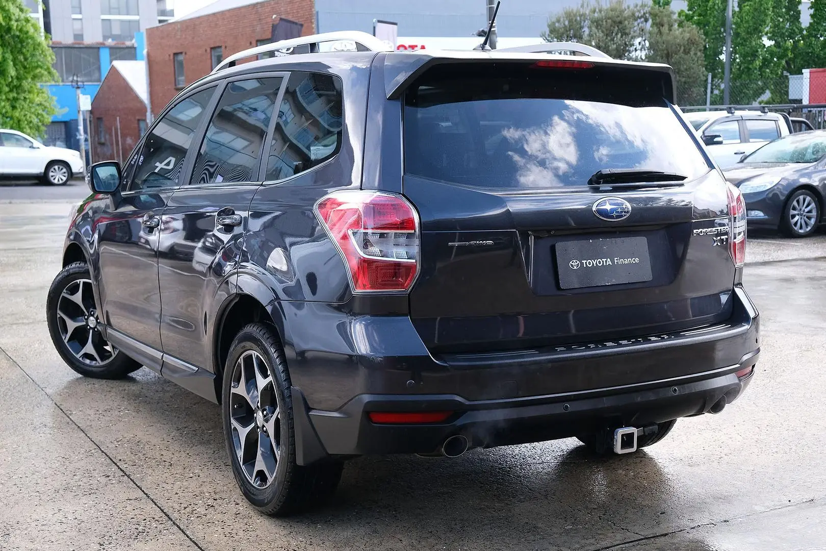 2013 Subaru Forester Image 2