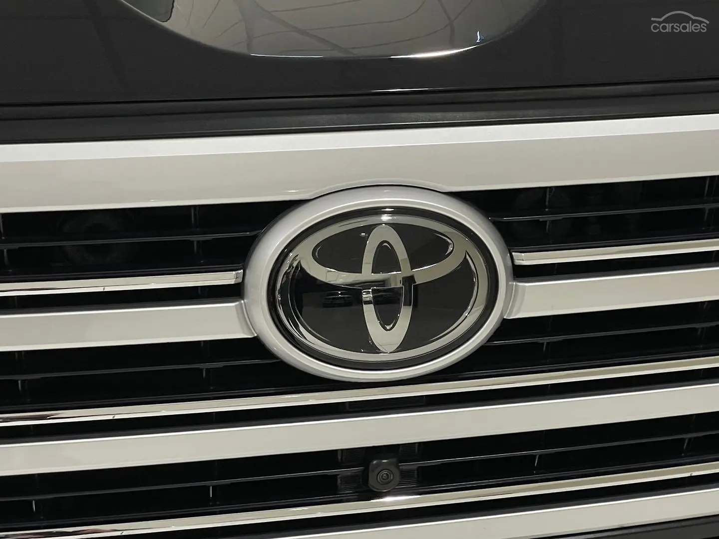 2023 Toyota Landcruiser Image 13