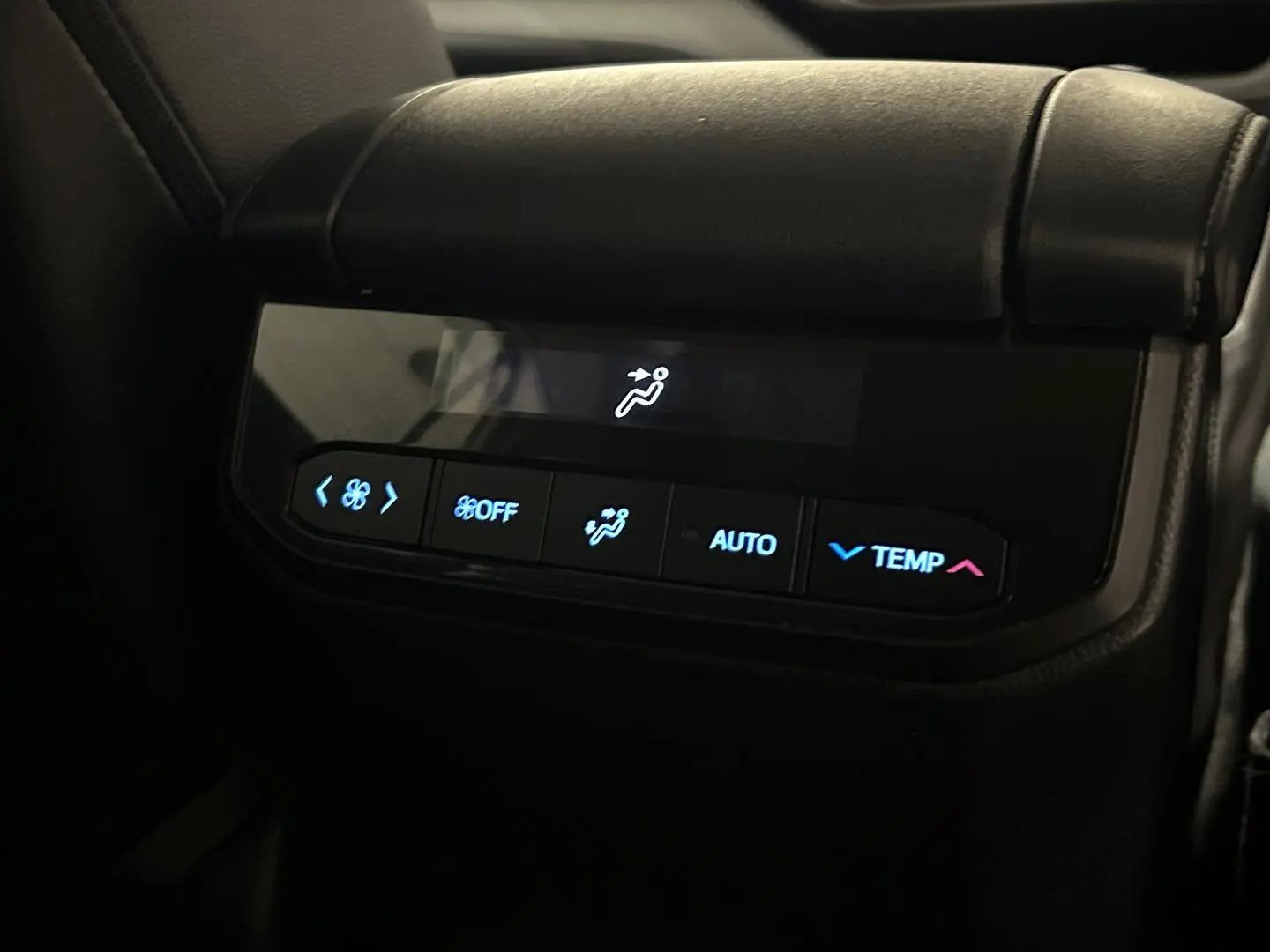 2022 Toyota Kluger Gallery Image 28