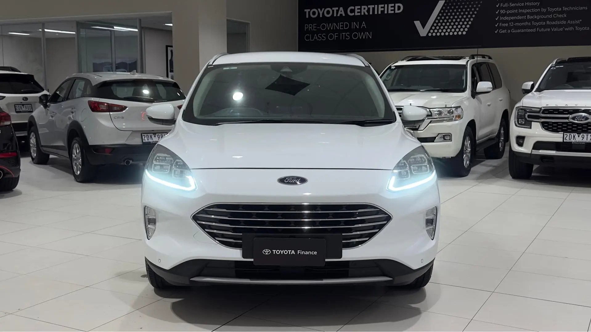 2021 Ford Escape Gallery Image 4