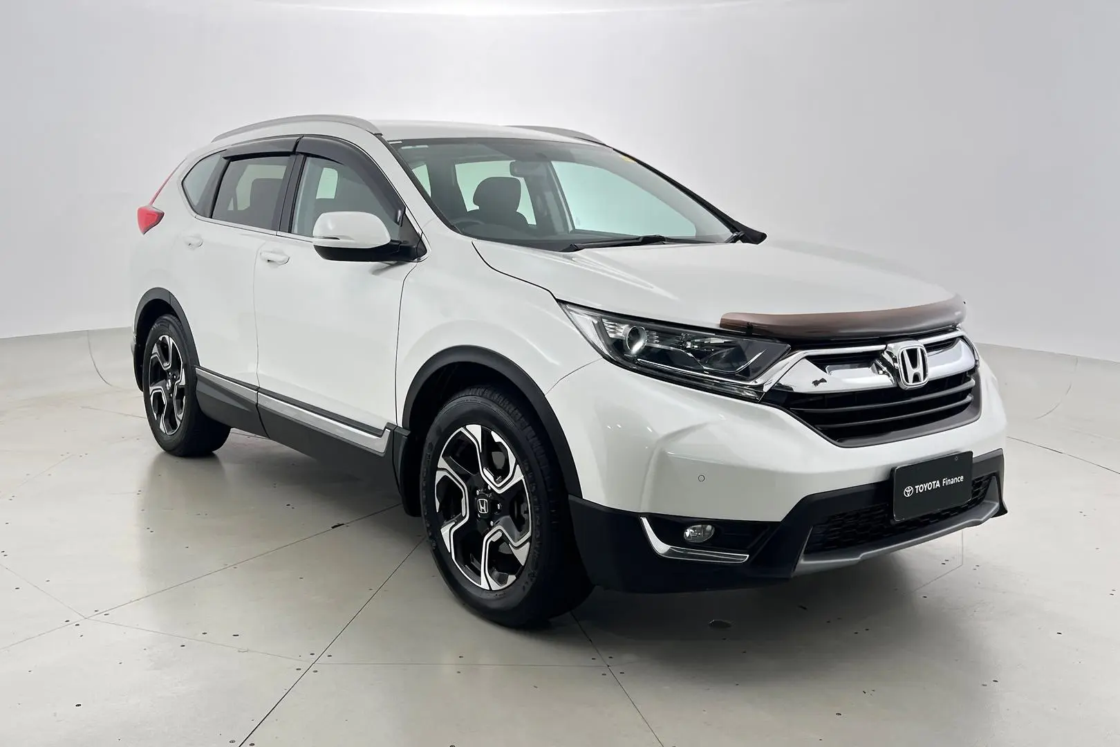 2017 Honda CR-V Gallery Image 1