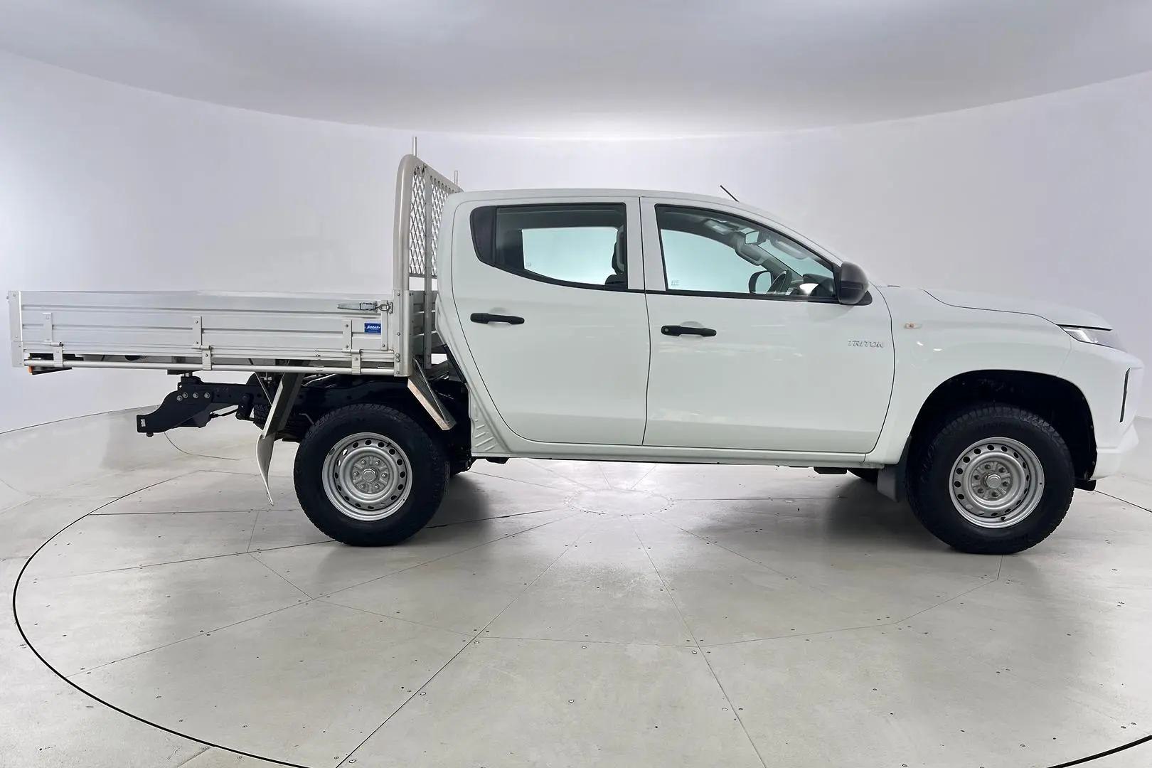 2019 Mitsubishi Triton Image 2