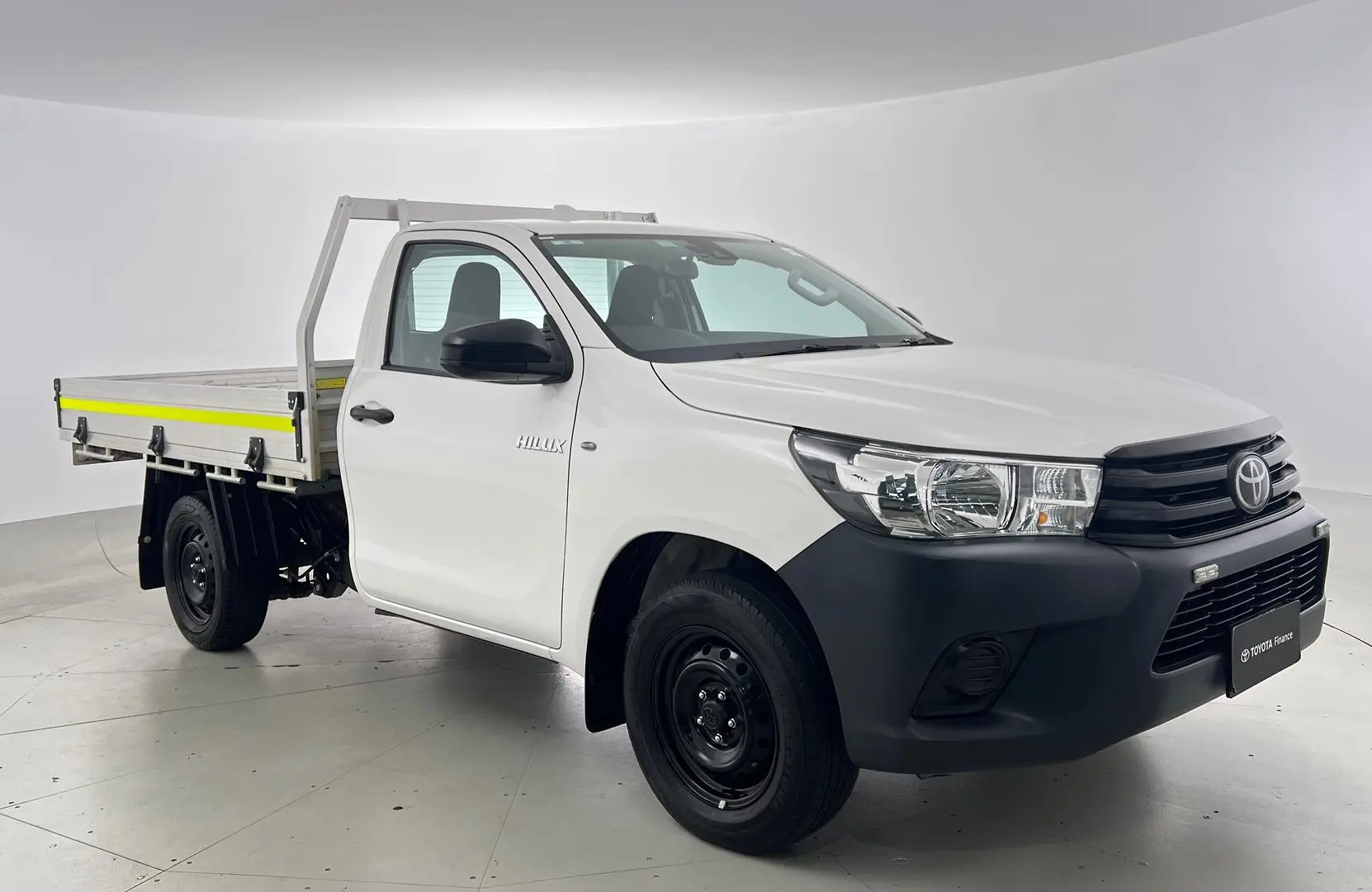 2022 Toyota Hilux Gallery Image 1