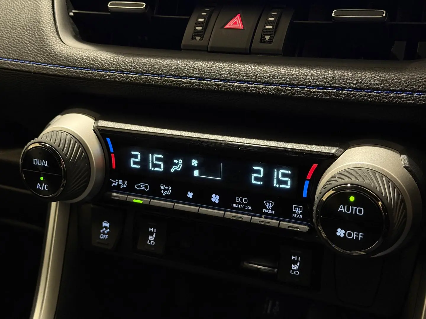 2024 Toyota RAV4 Gallery Image 19