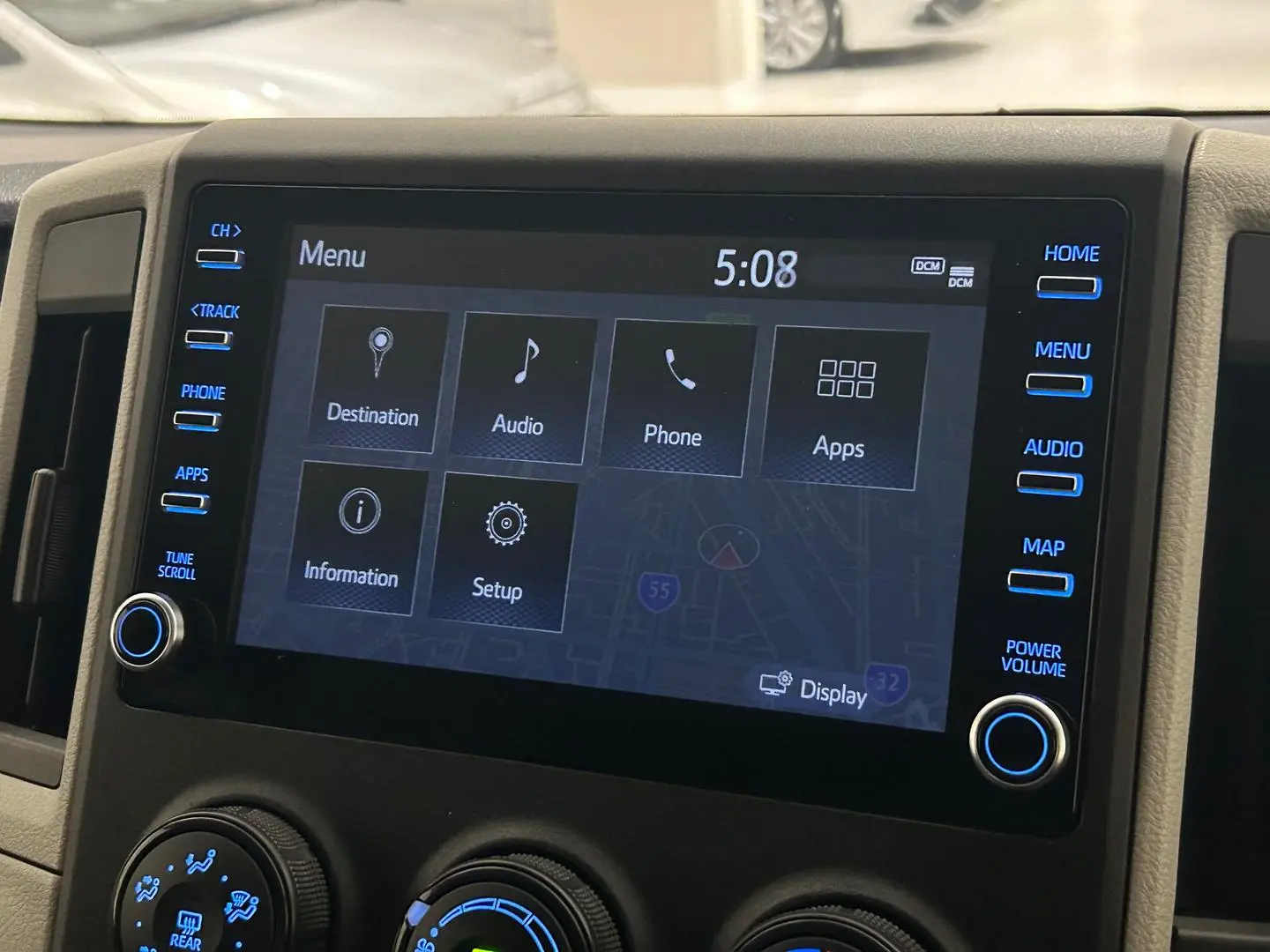2021 Toyota Hiace Gallery Image 15