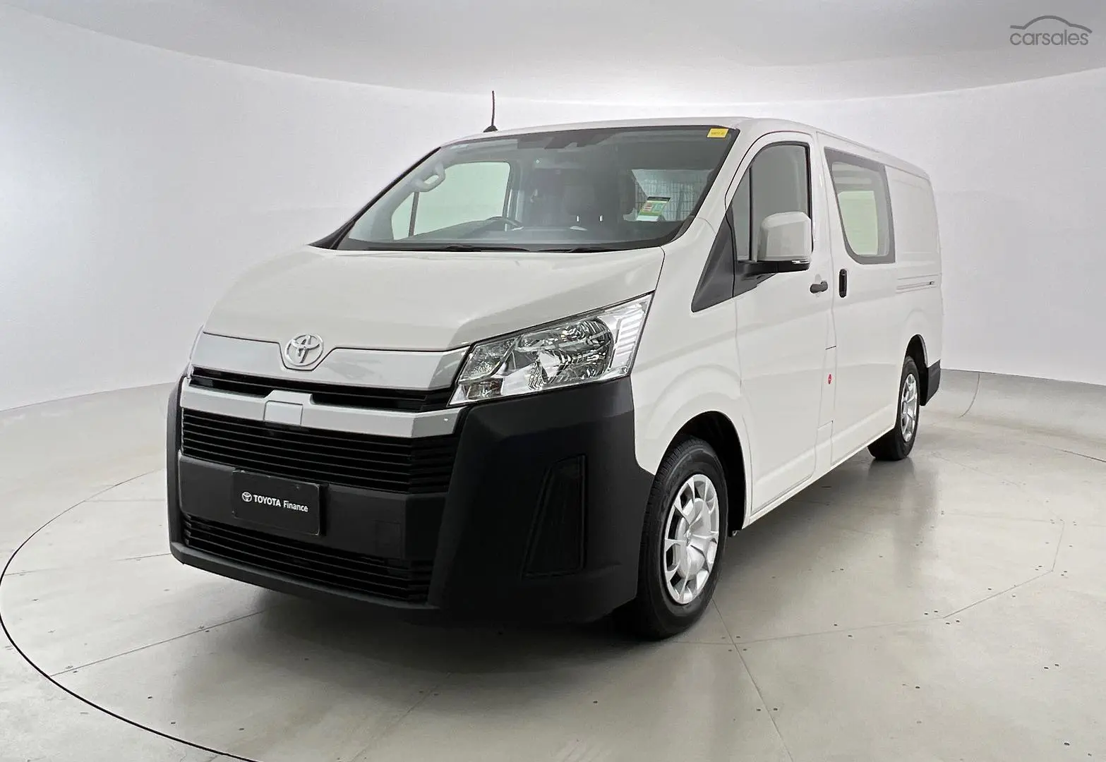 2020 Toyota Hiace Image 8