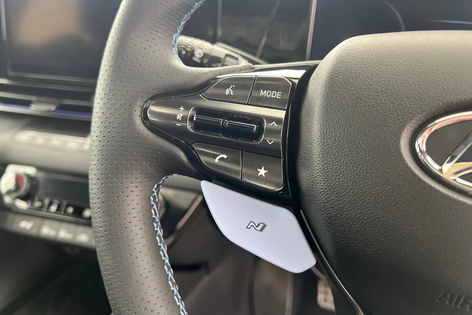 2022 Hyundai i30 Gallery Image 18